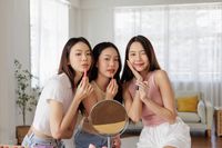 качествена корейска козметика - 38085 предложения | Glowysecrets качествена корейска козметика - 35716 предложения